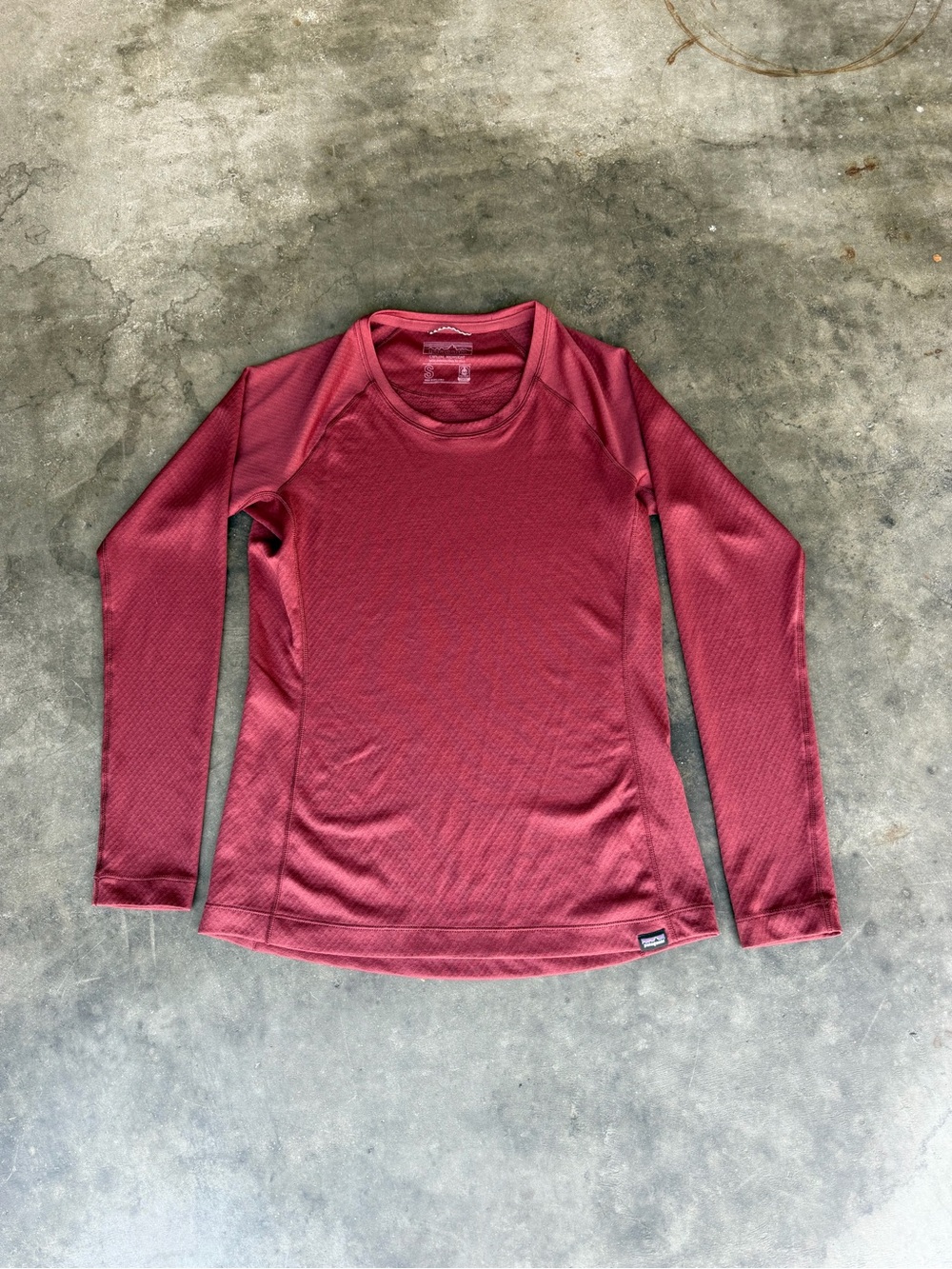 Patagonia Capilene Midweight Baselayer Mens Small Maroon Long Sleeve Crewneck
